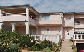 Big Apartments